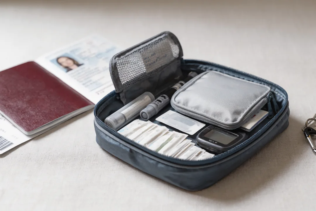 Viajar al extranjero con diabetes: informes médicos y aduanas